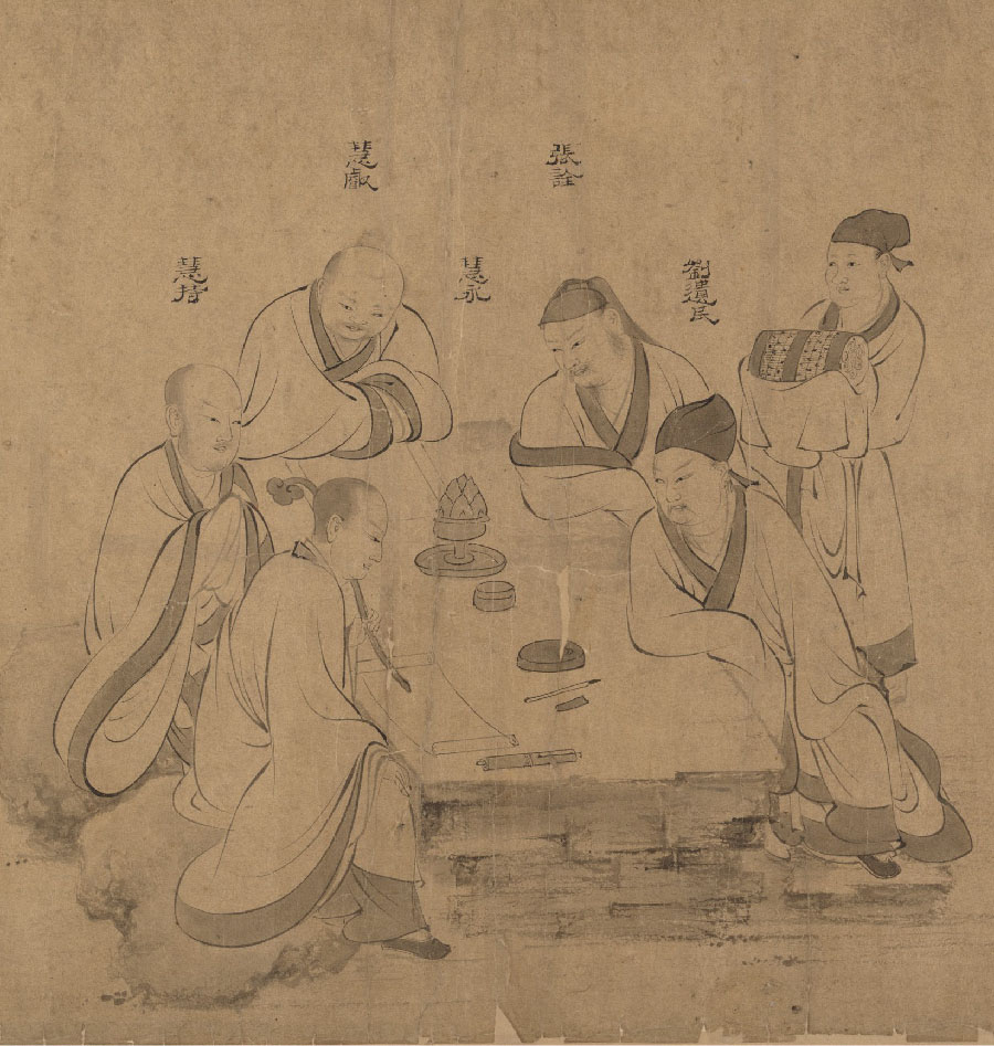 Teikning sést á dökkbrúnum pappír með rifinni neðri brún. Svört teikningin sýnir fimm menn sem sitja umhverfis ferhyrnt borð og sjötta manninn standa hægra megin á myndinni. Mennirnir við borðið klæðast síðum, ljósum skikkjum með dekkri bryddingum og dökkum inniskóm. Mennirnir þrír vinstra megin eru með hárið í hnút og tveir þeirra eru með skegg. Hinir tveir hægra megin við borðið bera dökka hatta og eru með sítt yfirvaraskegg. Standandi maðurinn er skegglaus og ber dökkan hatt. Á borðinu eru þrír kringlóttir hlutir, skriffæri og pappírsrenningar. Standandi maðurinn heldur á dökkum og skreyttum renningi. Fimm áletranir með asísku letri sjást í bakgrunninum.